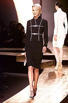 Look 13